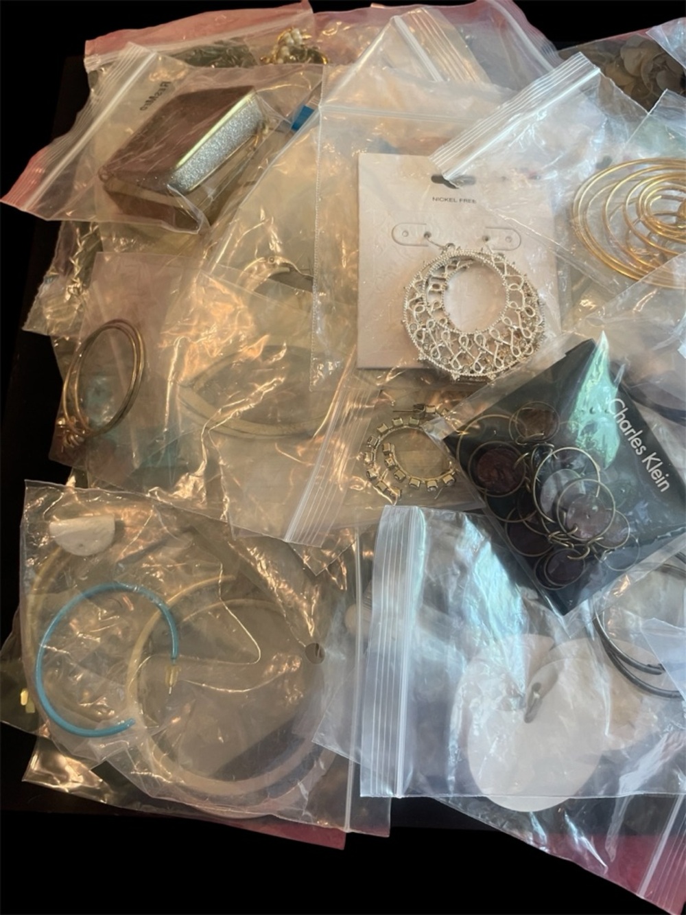 Mixed Costume Jewelry Lot-Multicolor Earrings - Picture 3 of 3